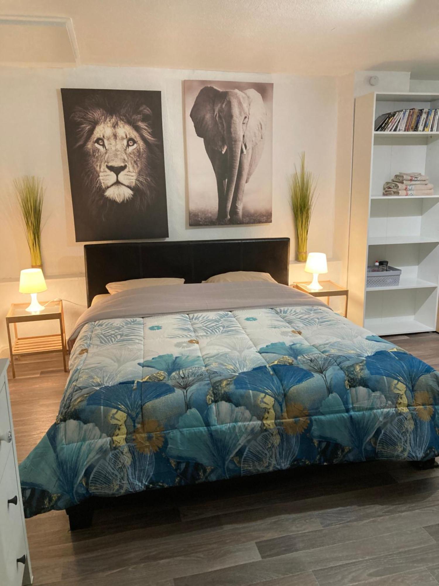 Gite D'Avalon Chambre 7 Динант Екстериор снимка